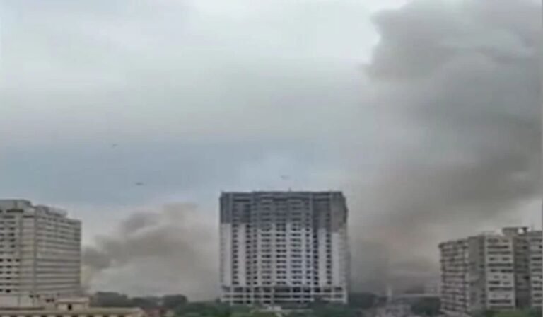 Explosions Trigger Major Fire in Karachi Warehouse